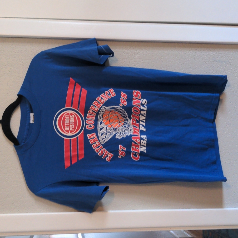 VTG Vintage Detroit Pistons Eastern Conference 87-88 Champions NBA Finals Shirt
